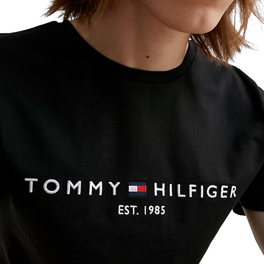 tommy-hilfiger-logo-t-shirt