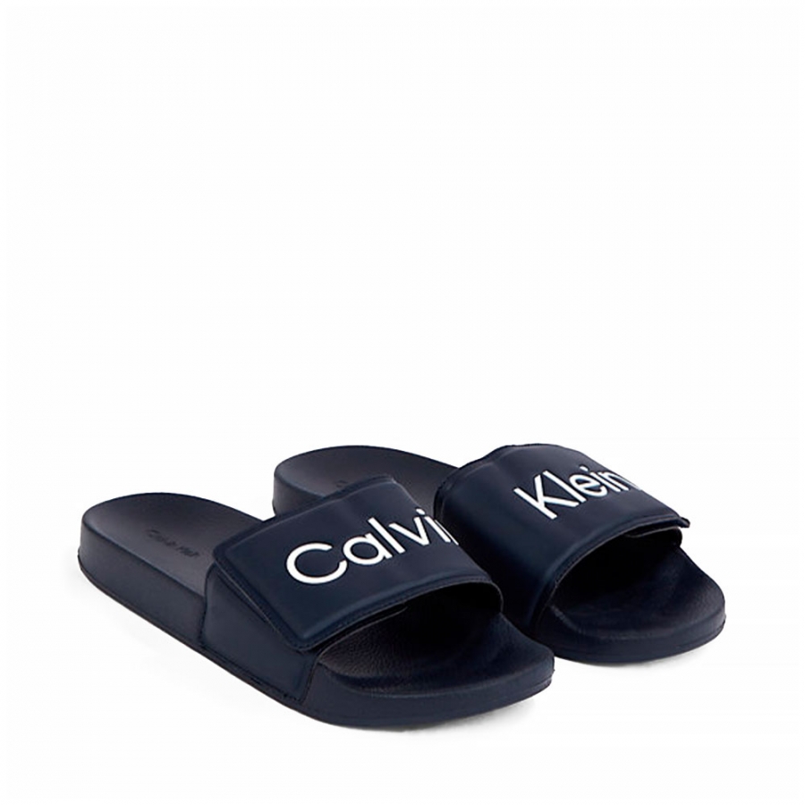 flip-flops-with-logo