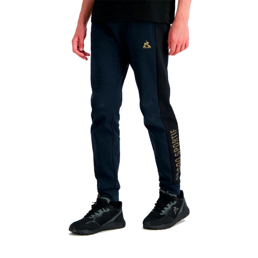 noel-sky-captain-schwarze-hose