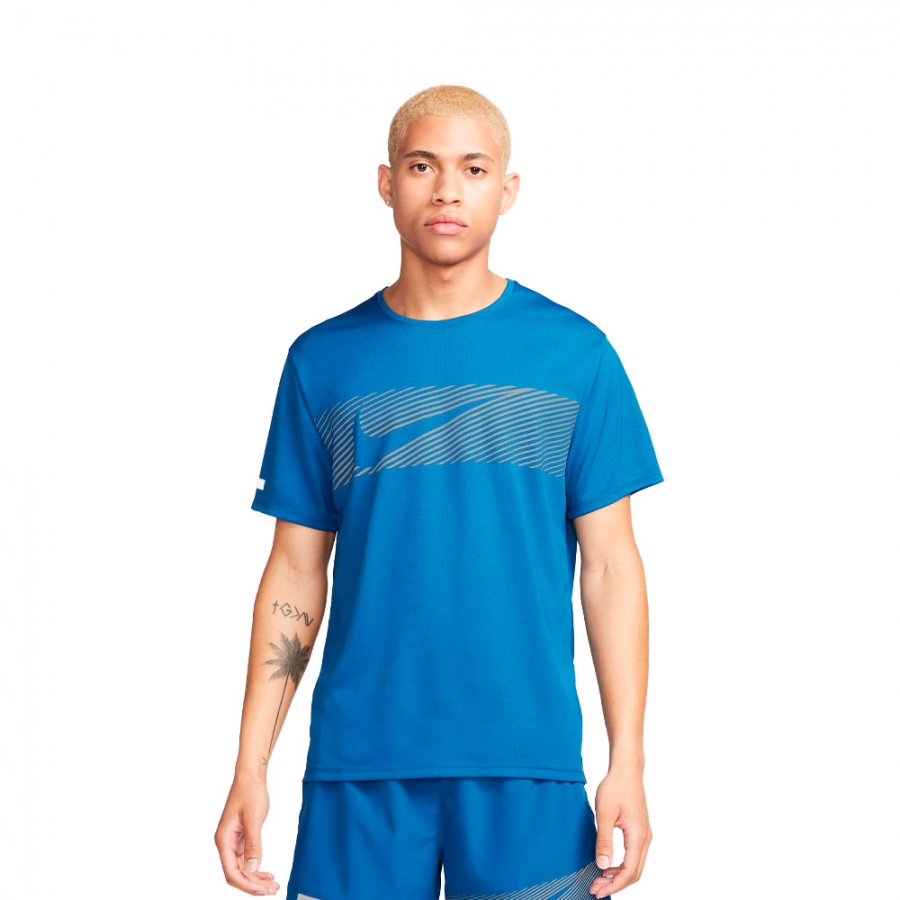 camiseta-de-running-dri-fit-uv-miler-flash