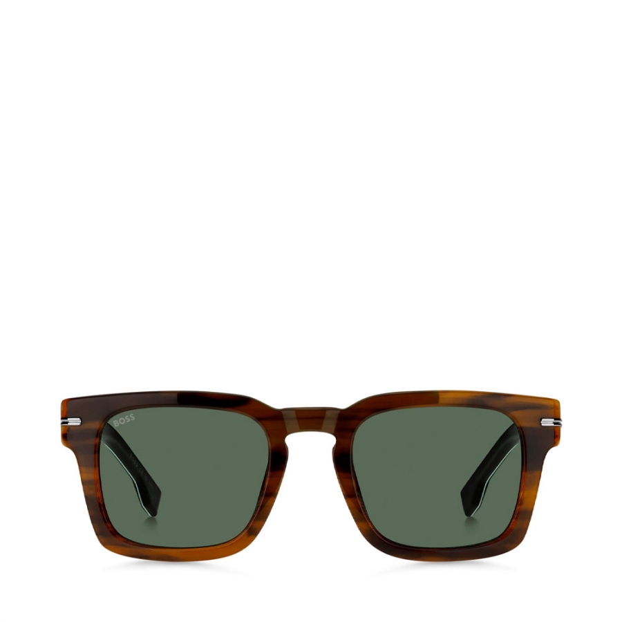 gafas-de-sol-con-detalles-en-tono-plateado