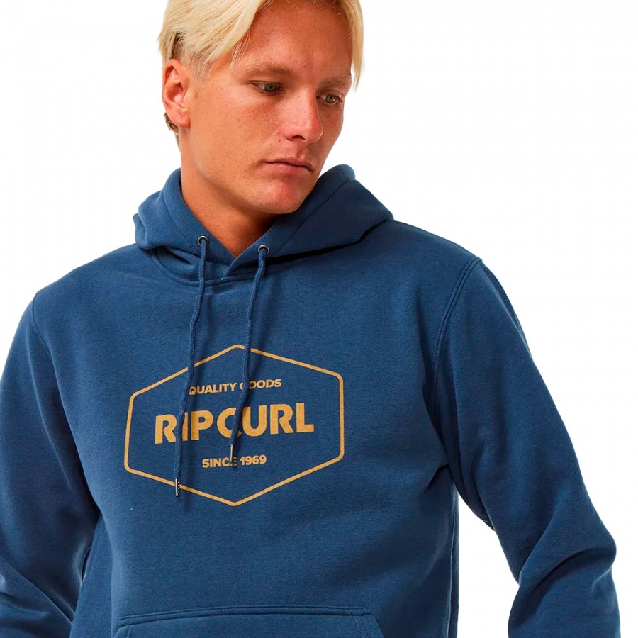 sweat-a-capuche-agrafeuse