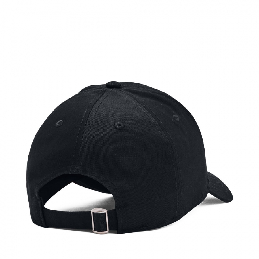 casquette-reglable-de-marque