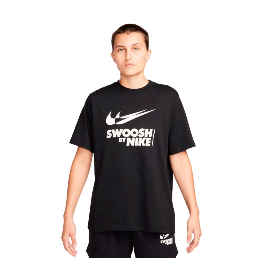 sportswear-tee-black-t-shirt