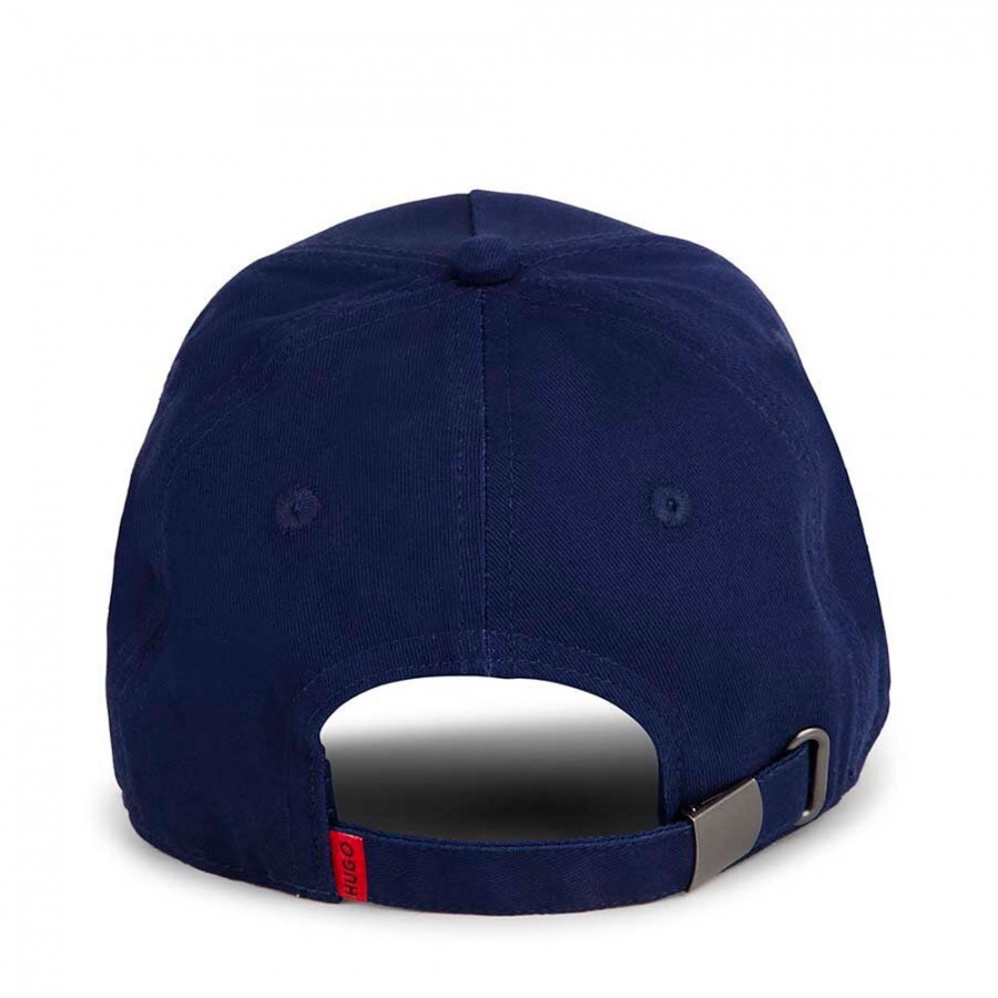 casquette-enfant-avec-logo-empile