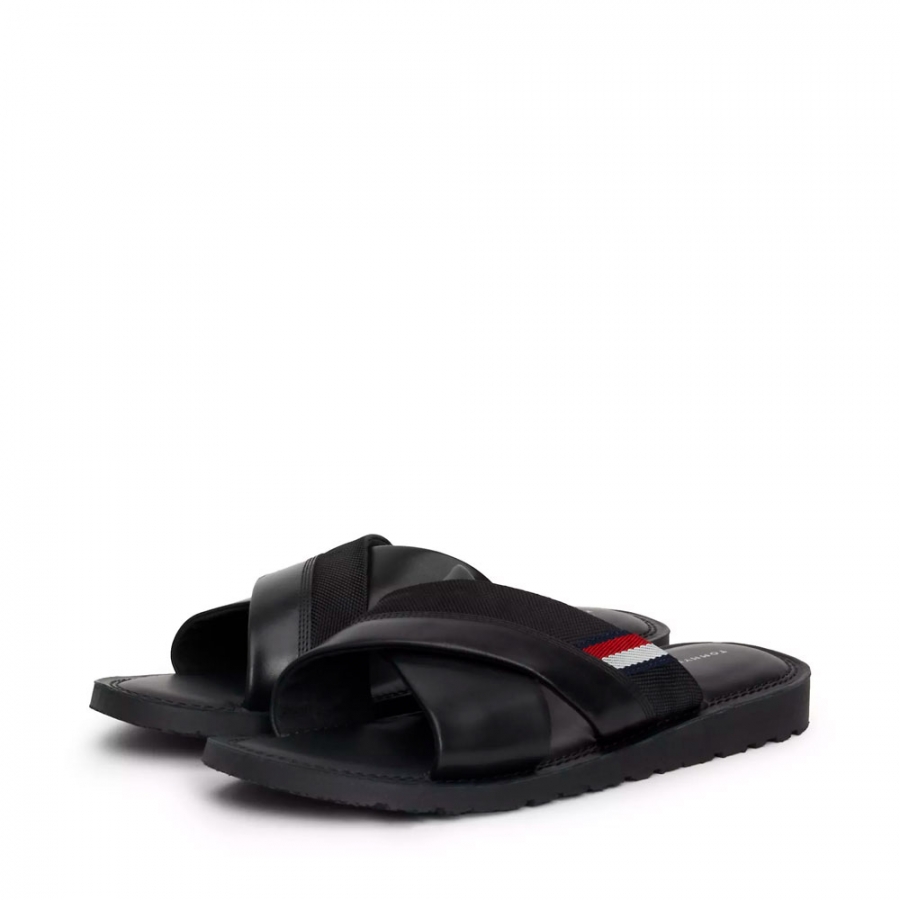 leather-sandals-with-crossed-straps