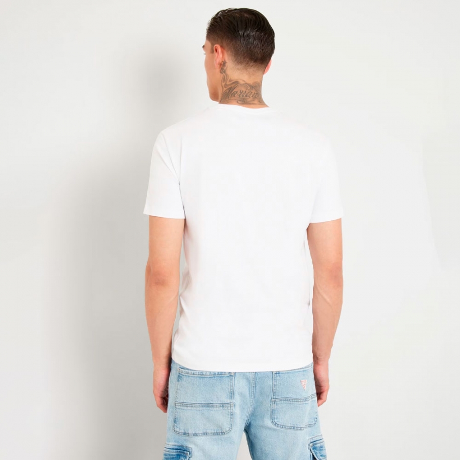 t-shirt-stretch-avec-logo-sur-le-devant