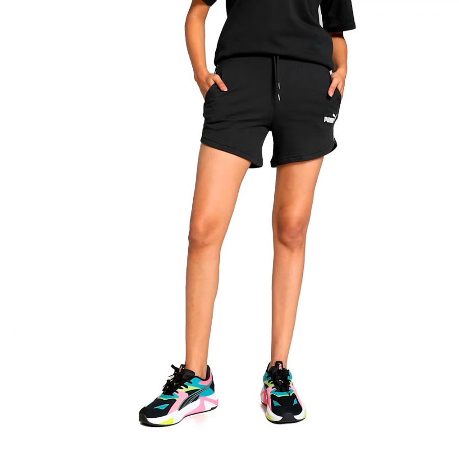 puma-short-677924-01-tl-ess-5-tapes-black