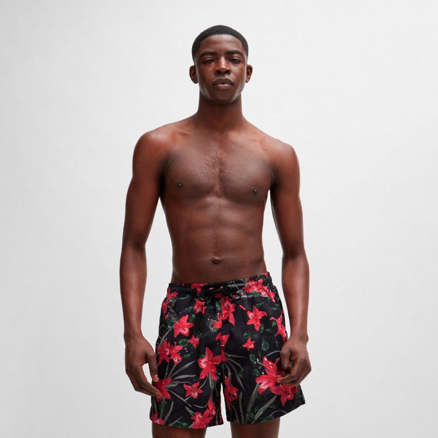 shorts-type-swimsuit-with-full-lining