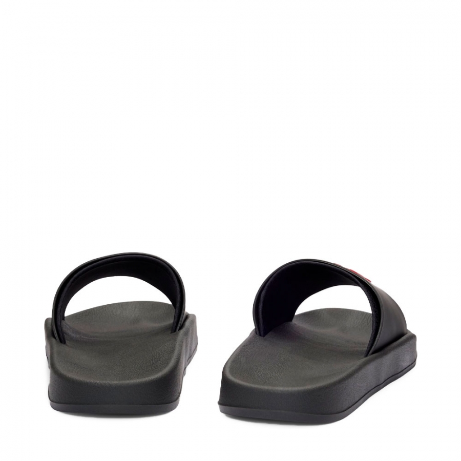 flip-flops-with-brand-strip