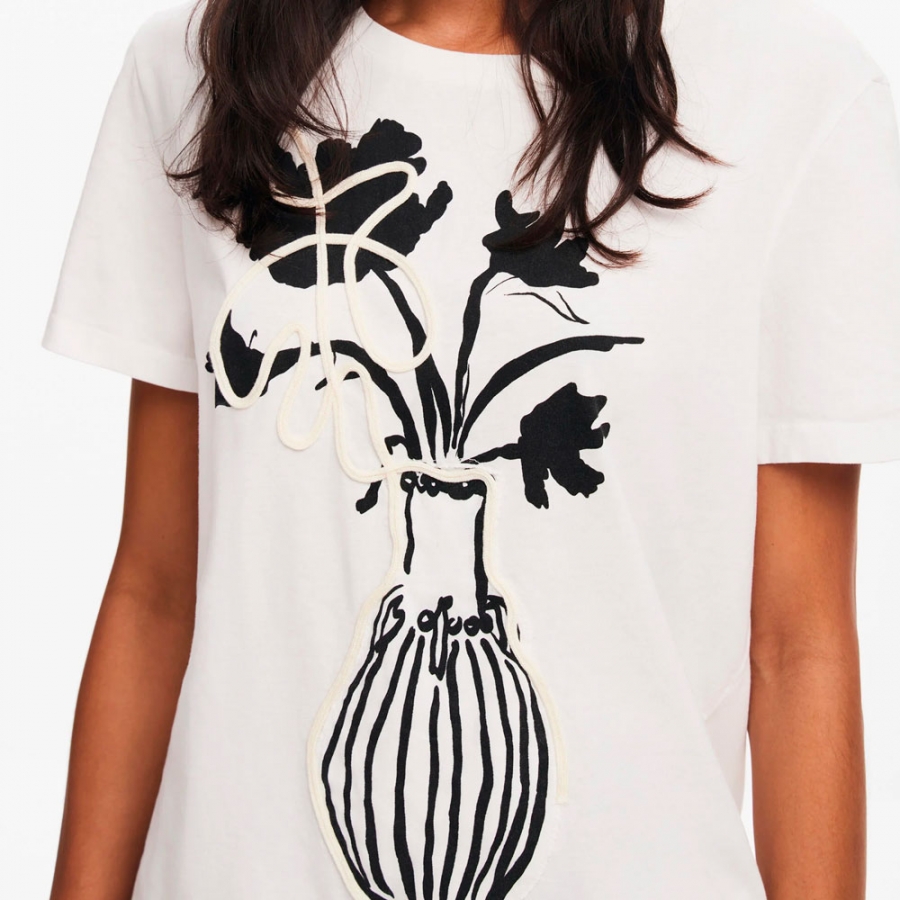 plain-shadow-t-shirt-with-vase