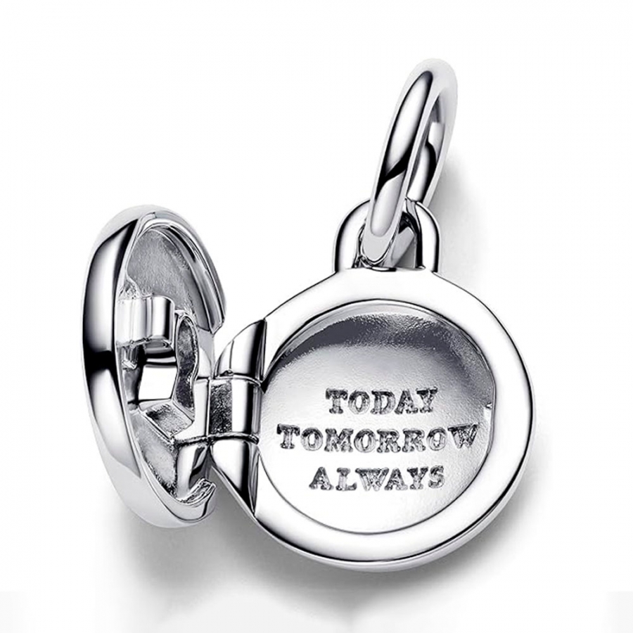 charm-pendant-engravable-medal-that-opens-793066c01