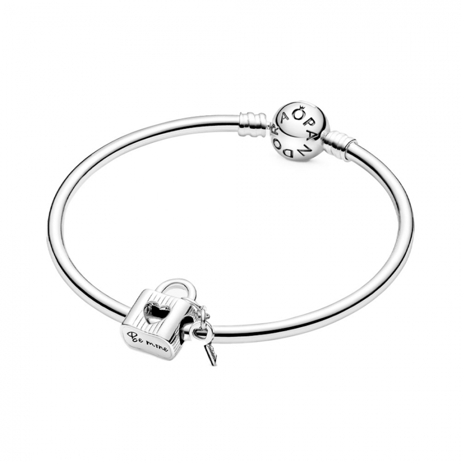 charm-padlock-and-heart-key-790095c01