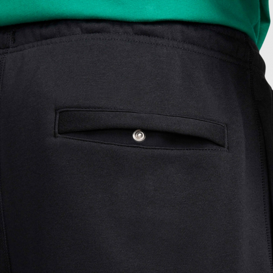 pants-with-open-hem