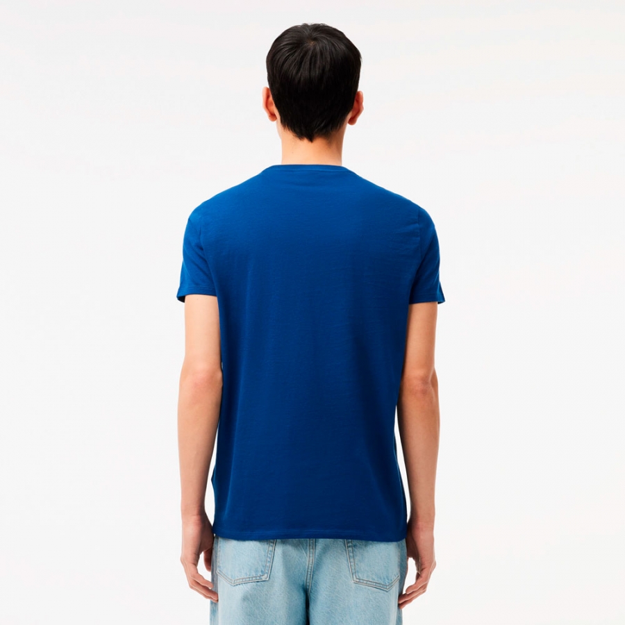 t-shirt-with-round-neck