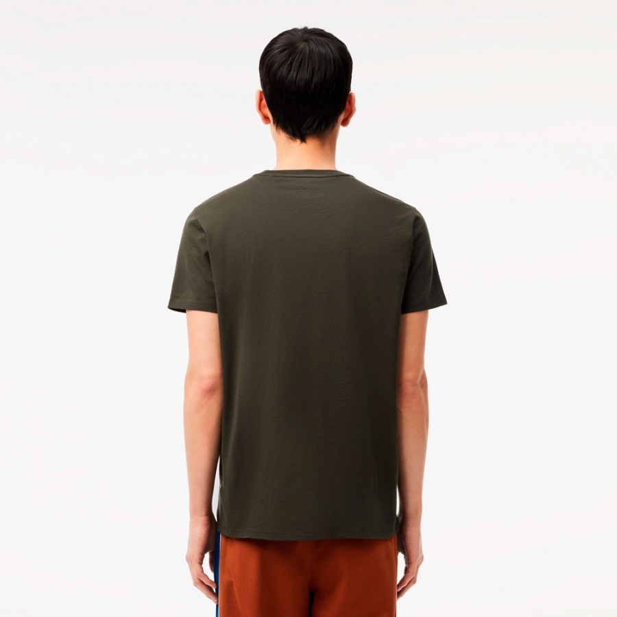 t-shirt-with-round-neck