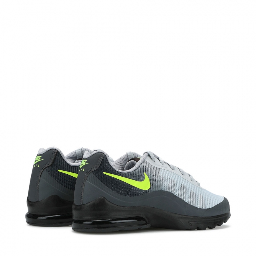 sneakers-air-max-invigor