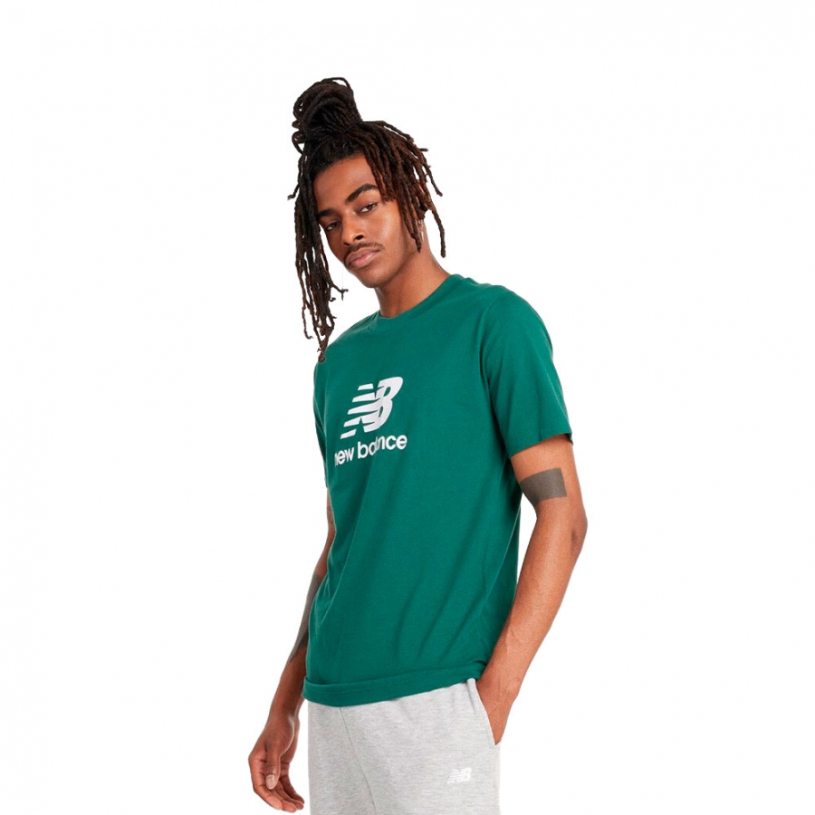 camiseta-sport-essentials-logo