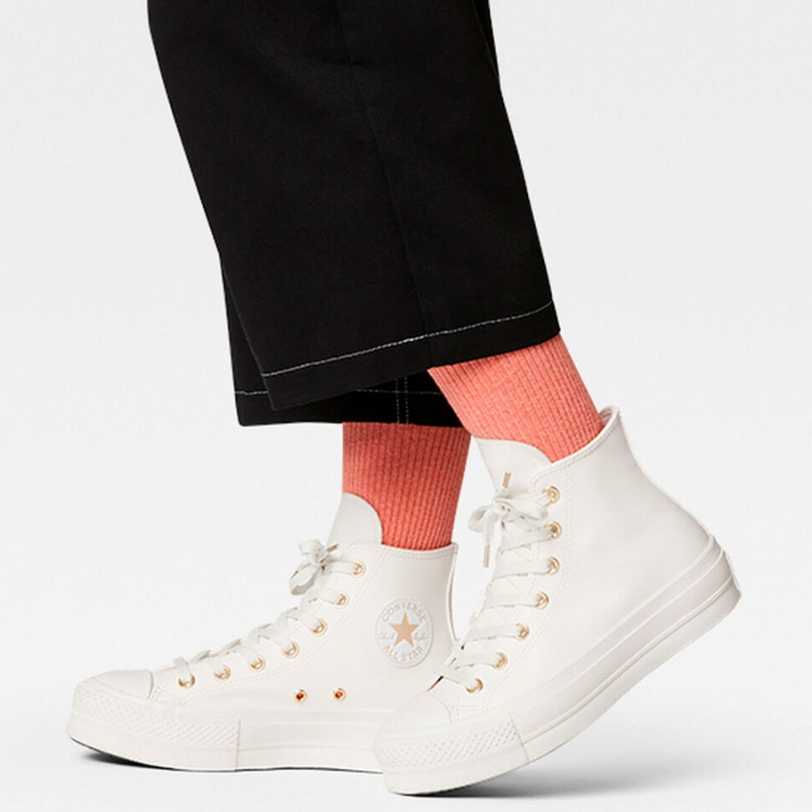 sneaker-as-lift-chuck-taylor-in-pelle