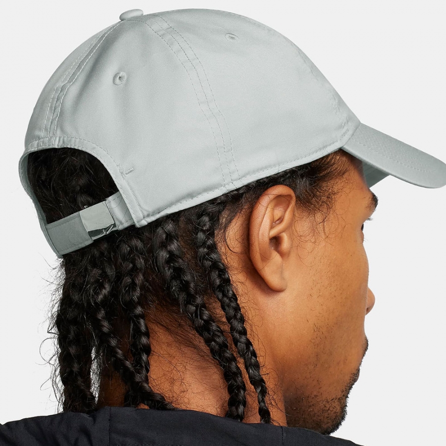 cappello-non-strutturato-con-logo-swoosh