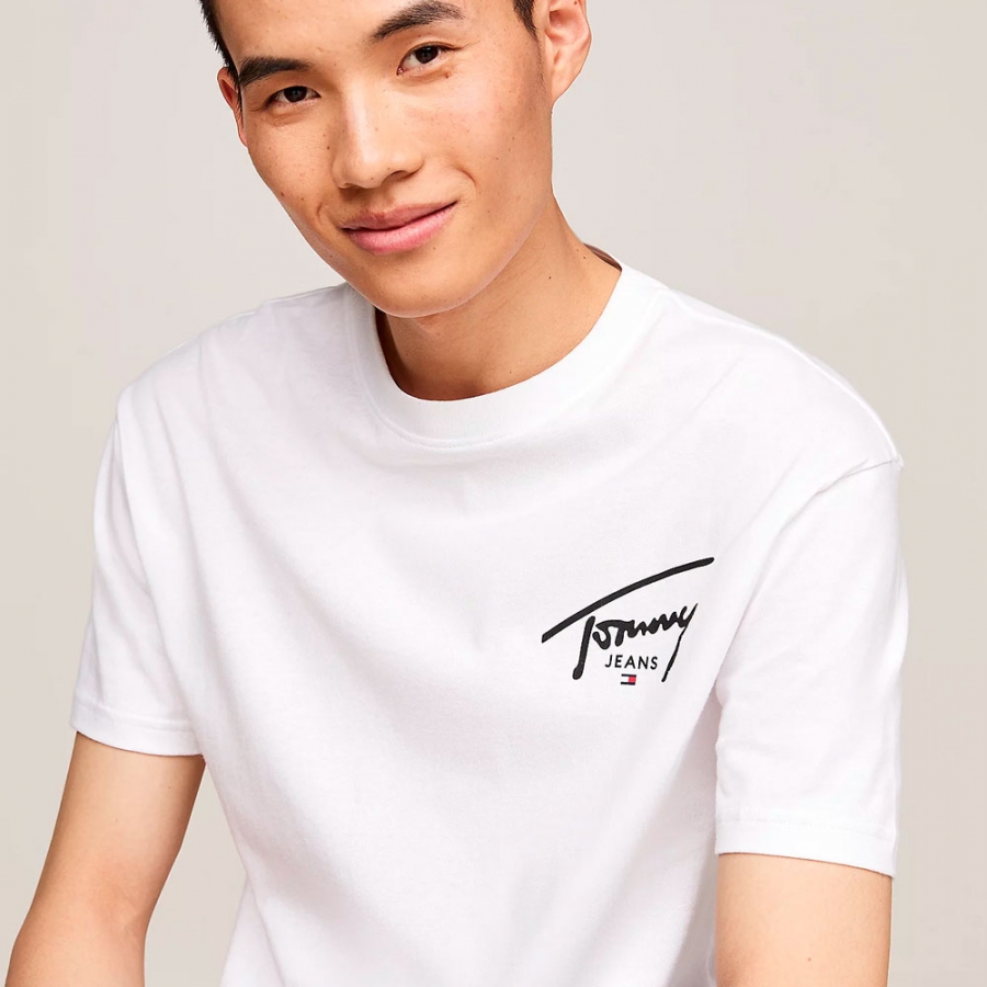 t-shirt-avec-logo-signature