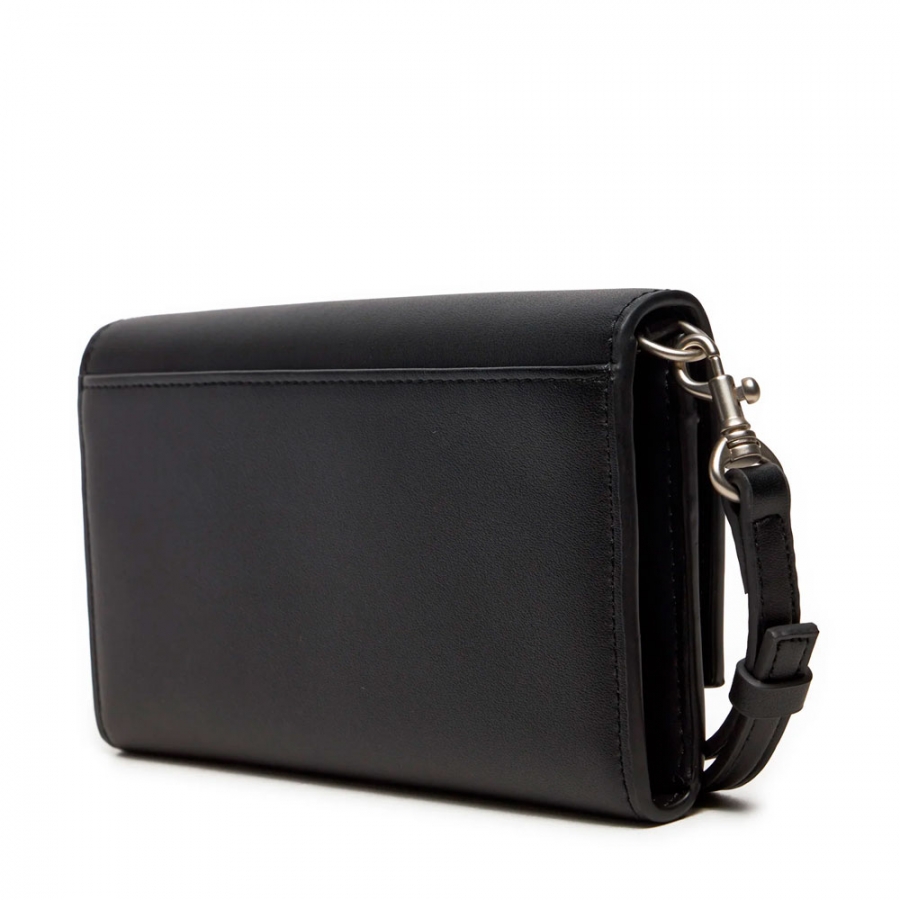 cartera-sculpted-long-fold-strap-deboss