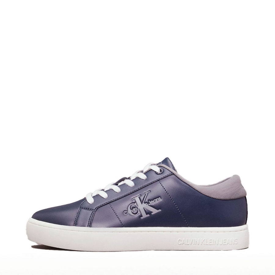 classic-cupsole-low-sneakers