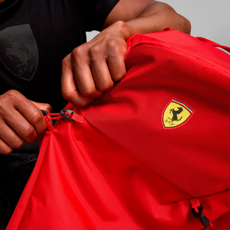 mochila-de-corrida-scuderia-ferrari