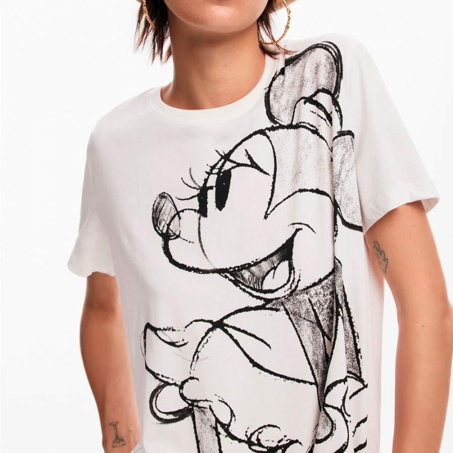 t-shirt-con-disegno-di-minnie