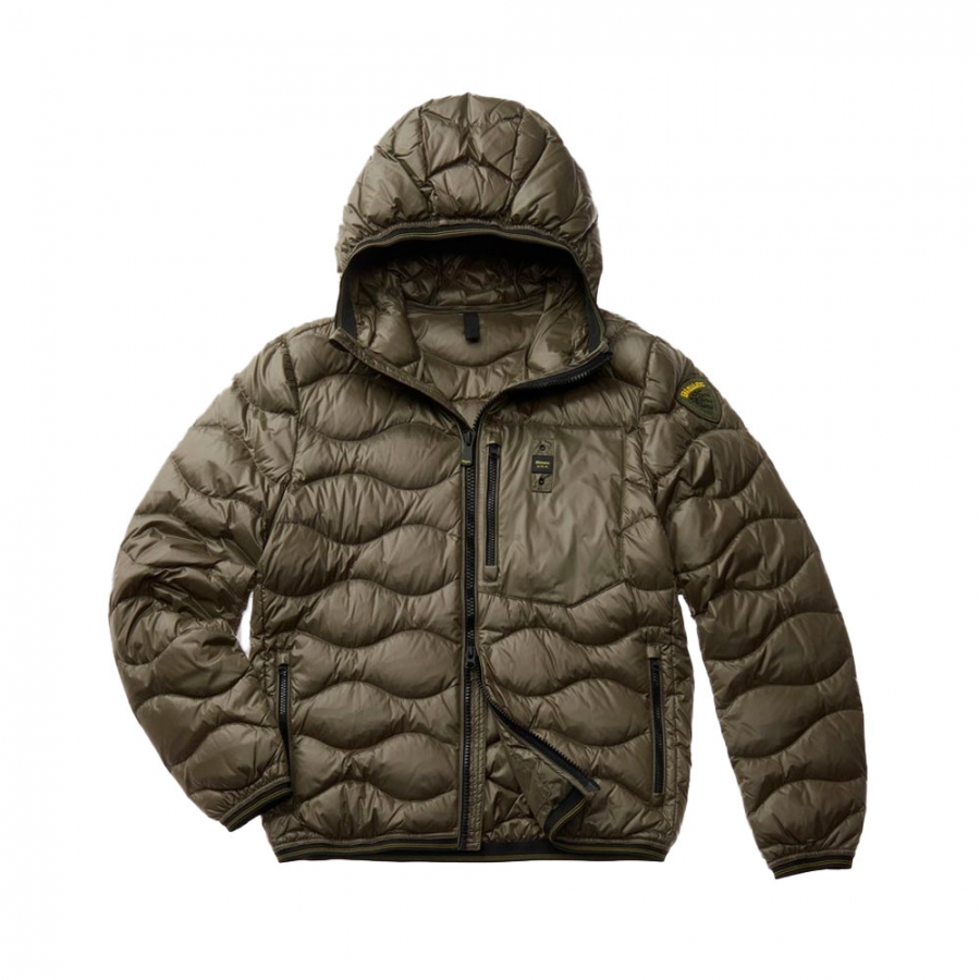 lightweight-down-jacket-with-waves