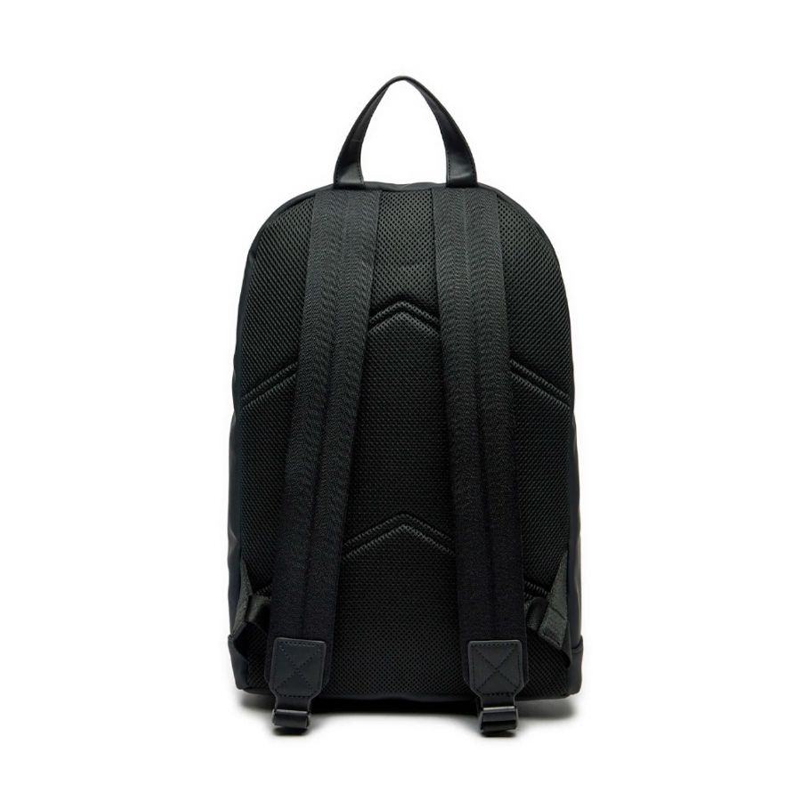 essential-round-backpack