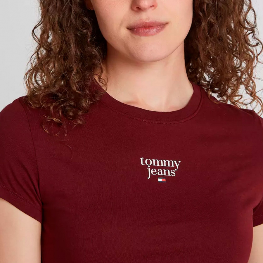 t-shirt-slim-con-logo-essential