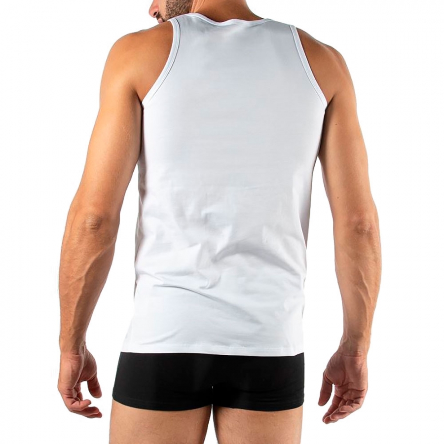 round-neck-sleeveless-t-shirt