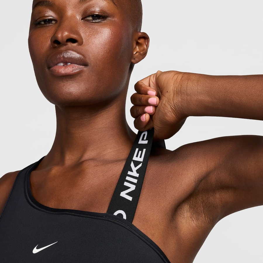 haut-de-sport-pro-swoosh-maintien-moyen