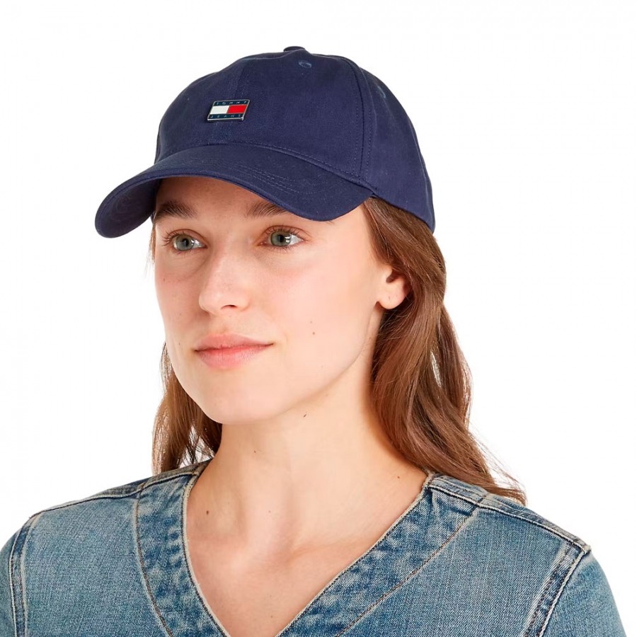 heritage-baseball-cap-with-badge