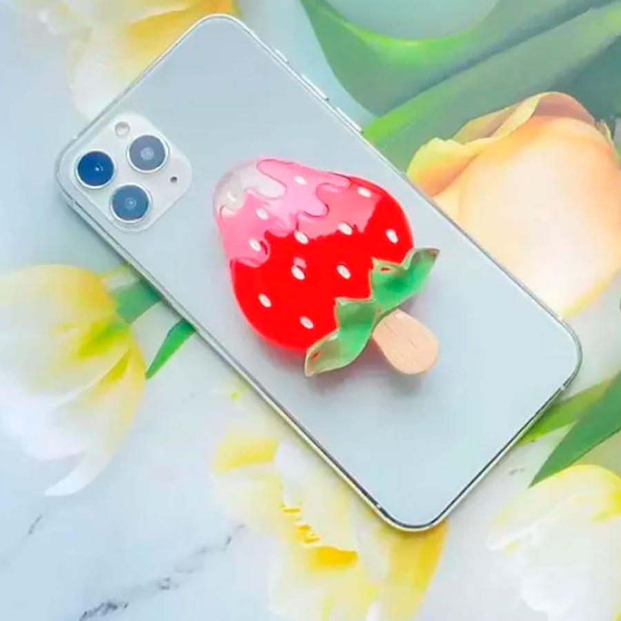 popsocket-accessory-fruits-strawberry