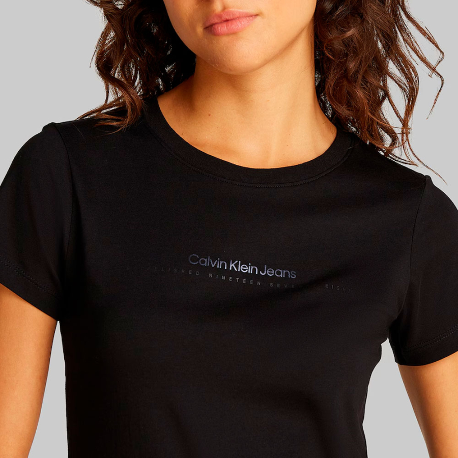 t-shirt-slim-avec-logo