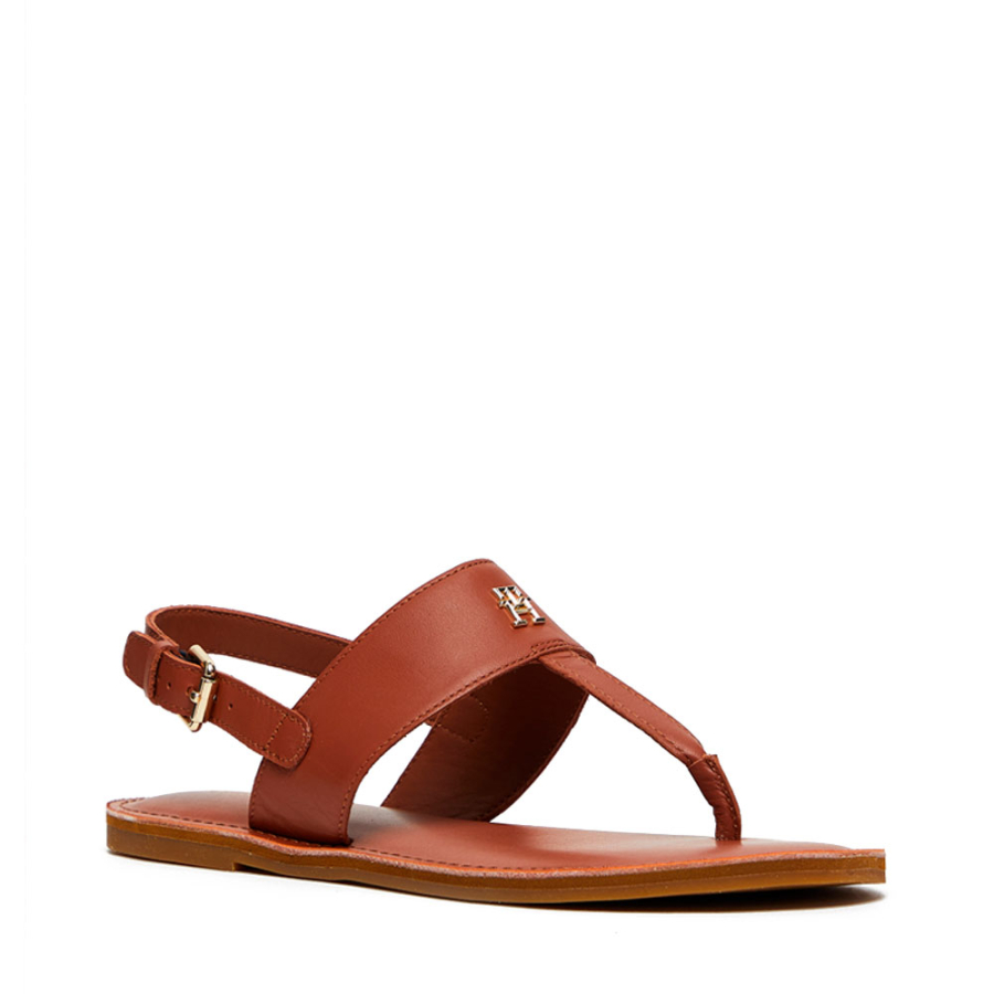 flache-sandalen-mit-riemen-und-monogrammplatte