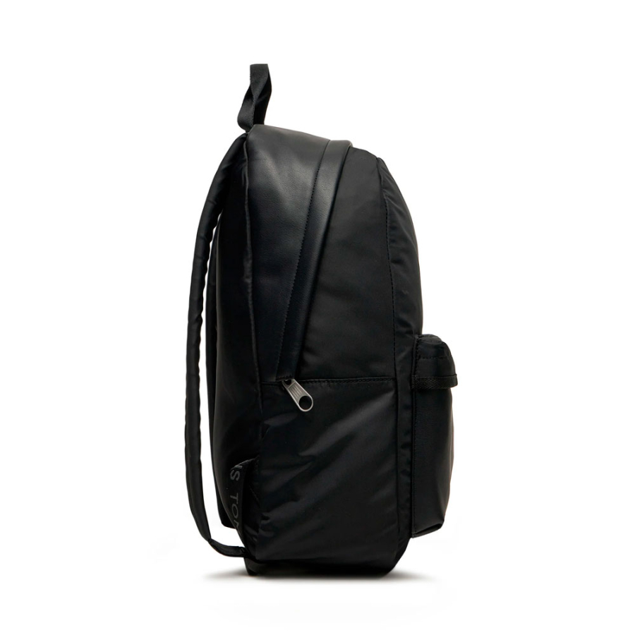 essential-curved-backpack