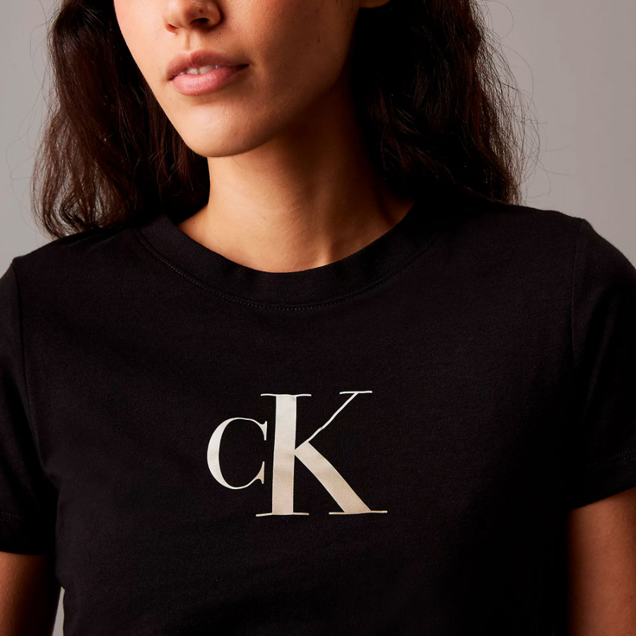 t-shirt-slim-avec-monogramme