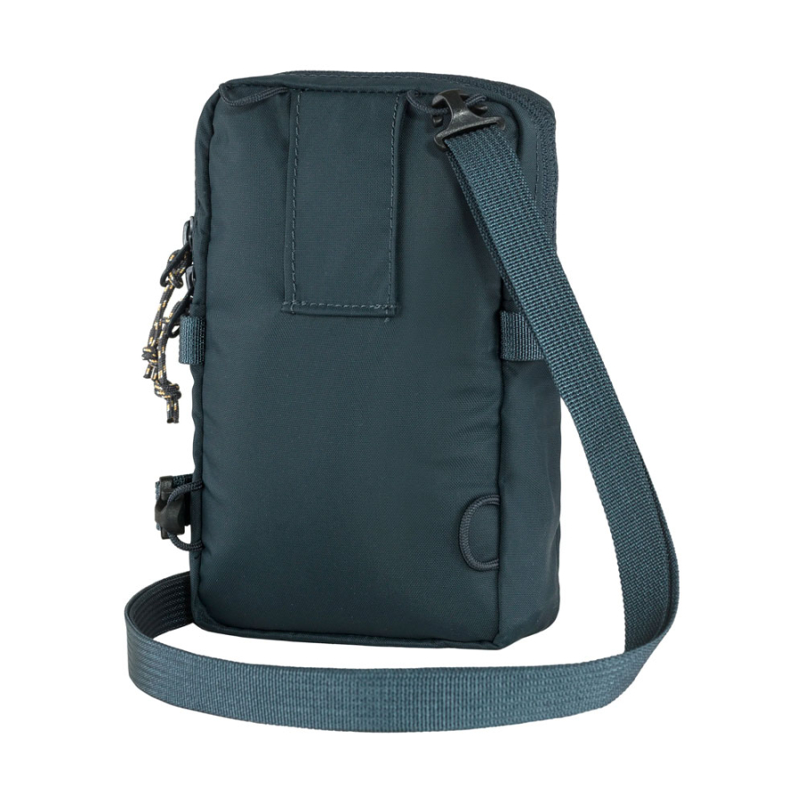 high-coast-pocket-shoulder-bag