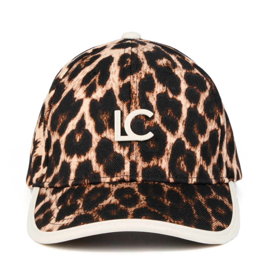 casquette-a-imprime-animalier