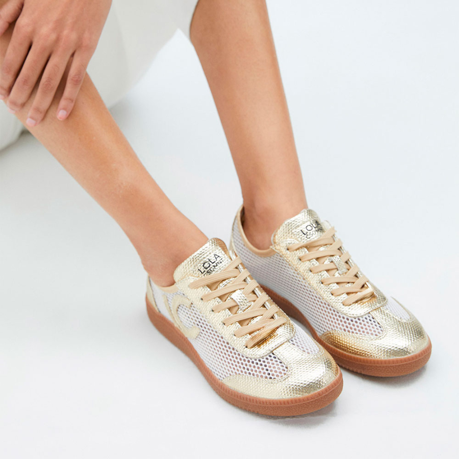 sneakers-con-mesh-e-dettagli-metallici