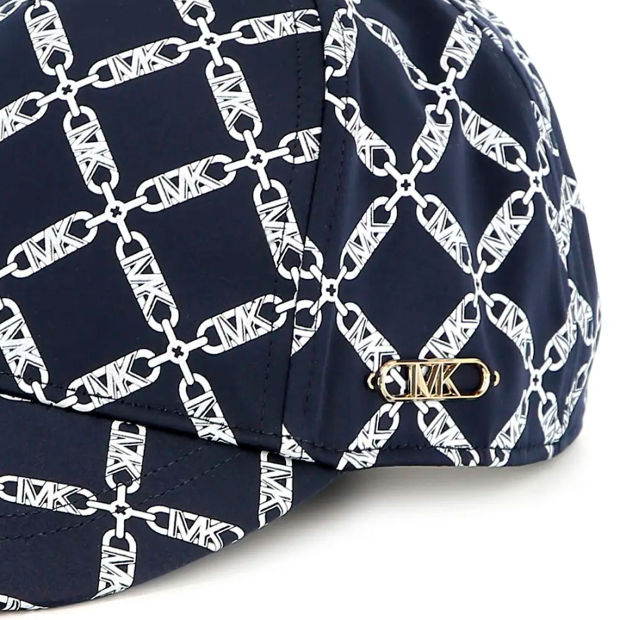 cappellino-con-stampa-monogramma-per-bambini