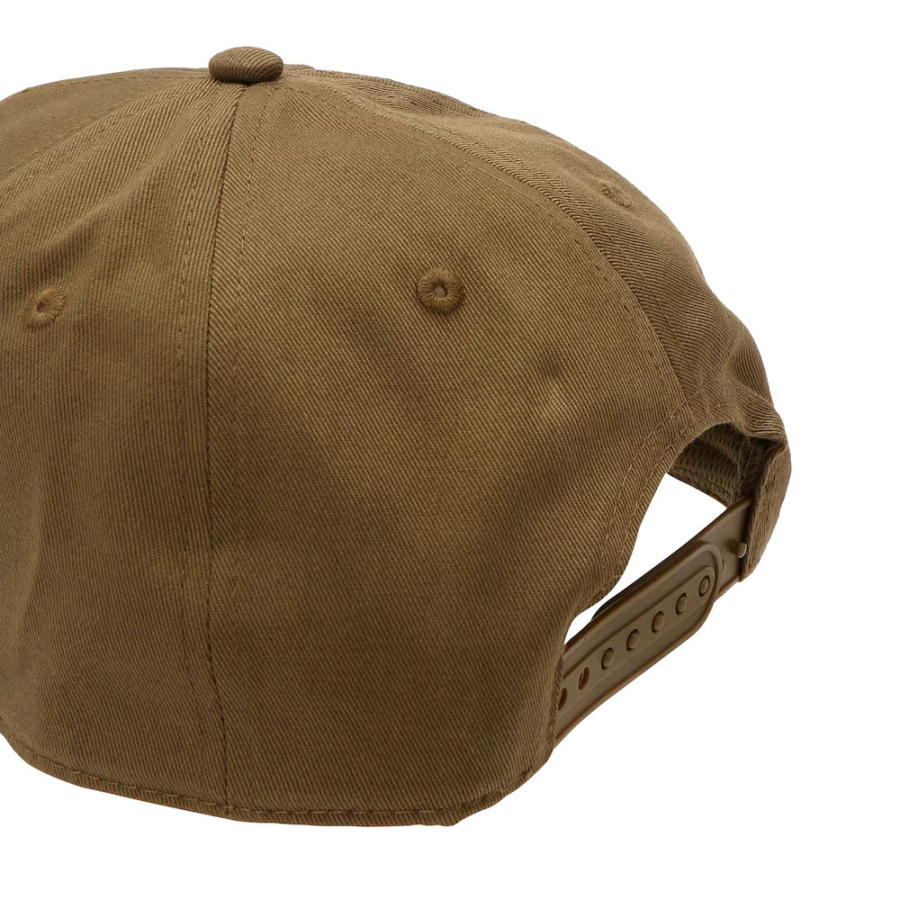 cap-with-logo-on-the-front-and-on-the-visor