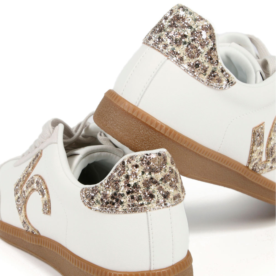 zapatillas-detalles-efecto-glitter-leopardo