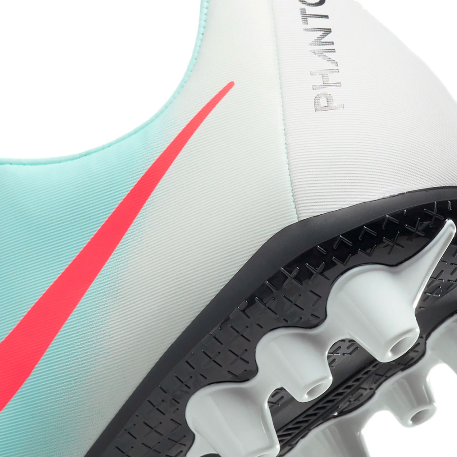 botas-de-futbol-phantom-gx-ii-academy-ag