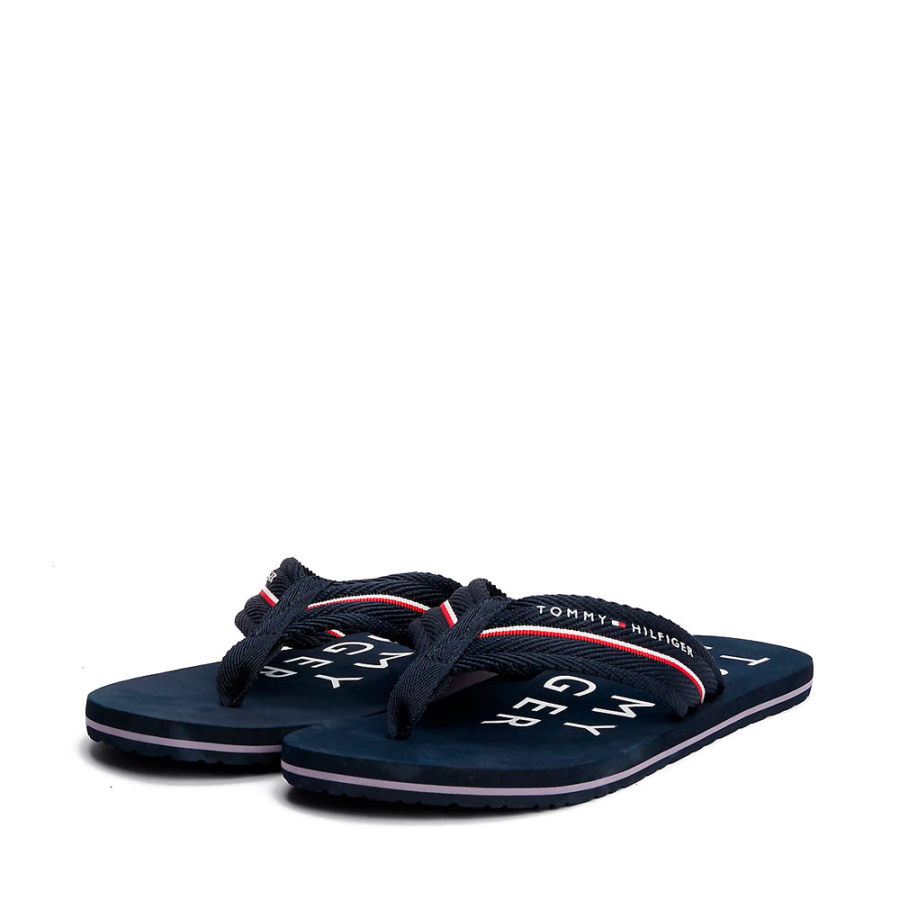 distinctive-flip-flops-with-logos