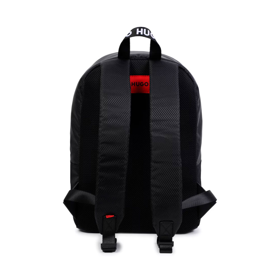 mochila-infantil-com-bolso-frontal