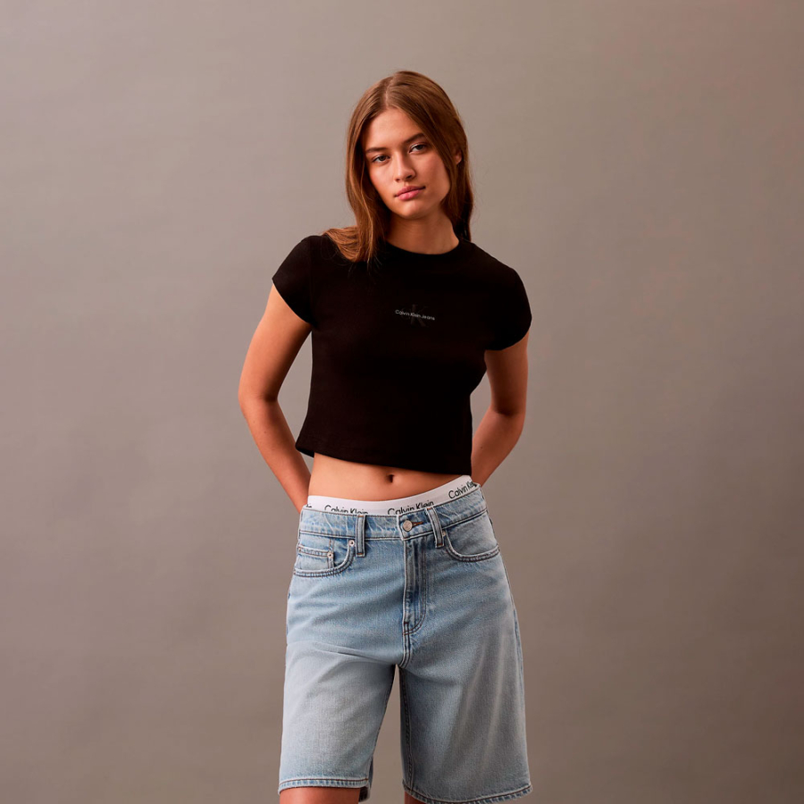 t-shirt-slim-cropped-con-monogramma